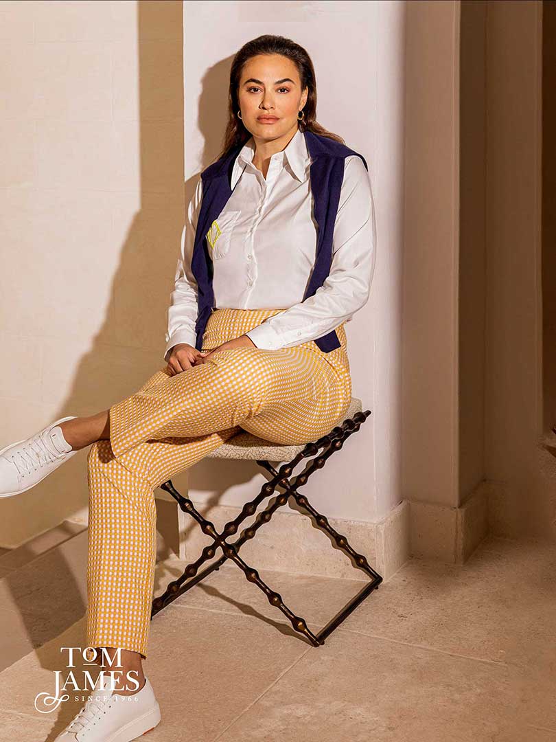 Women's Custom Pocket White Button-Up Longsleeve