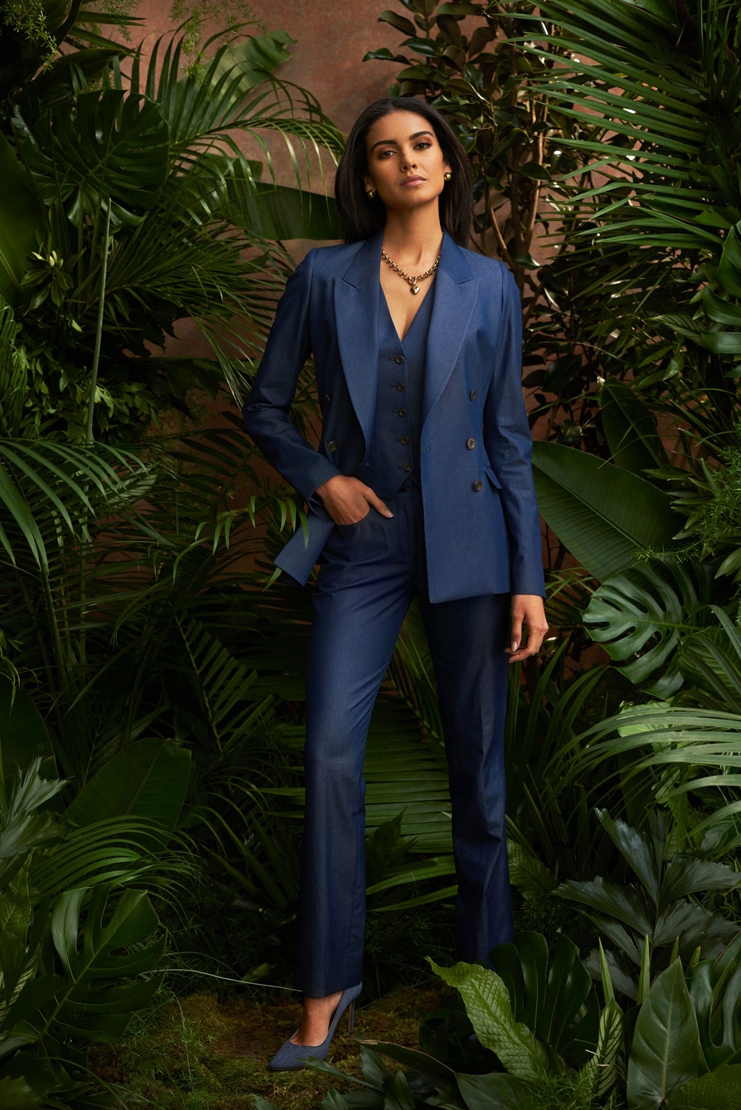 2024 Resort Lookbook                                                                                                                                                                                                                                      , Women's Denim Three Piece Suit