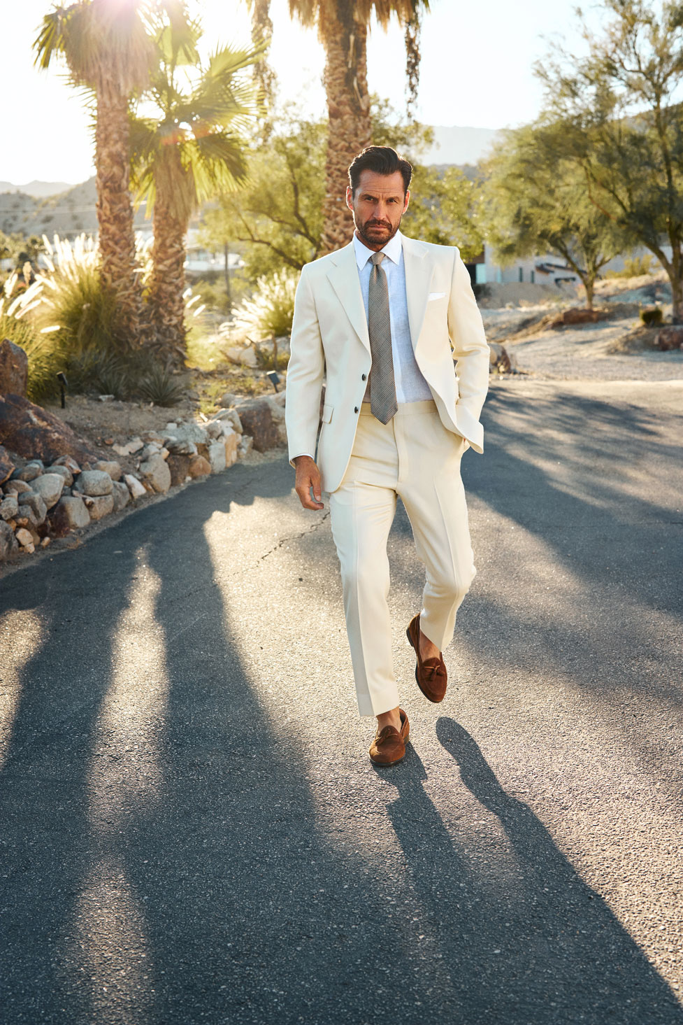 Men's 2024 Spring & Summer Collection                                                                                                                                                                                                                     , Men's Cream Suit