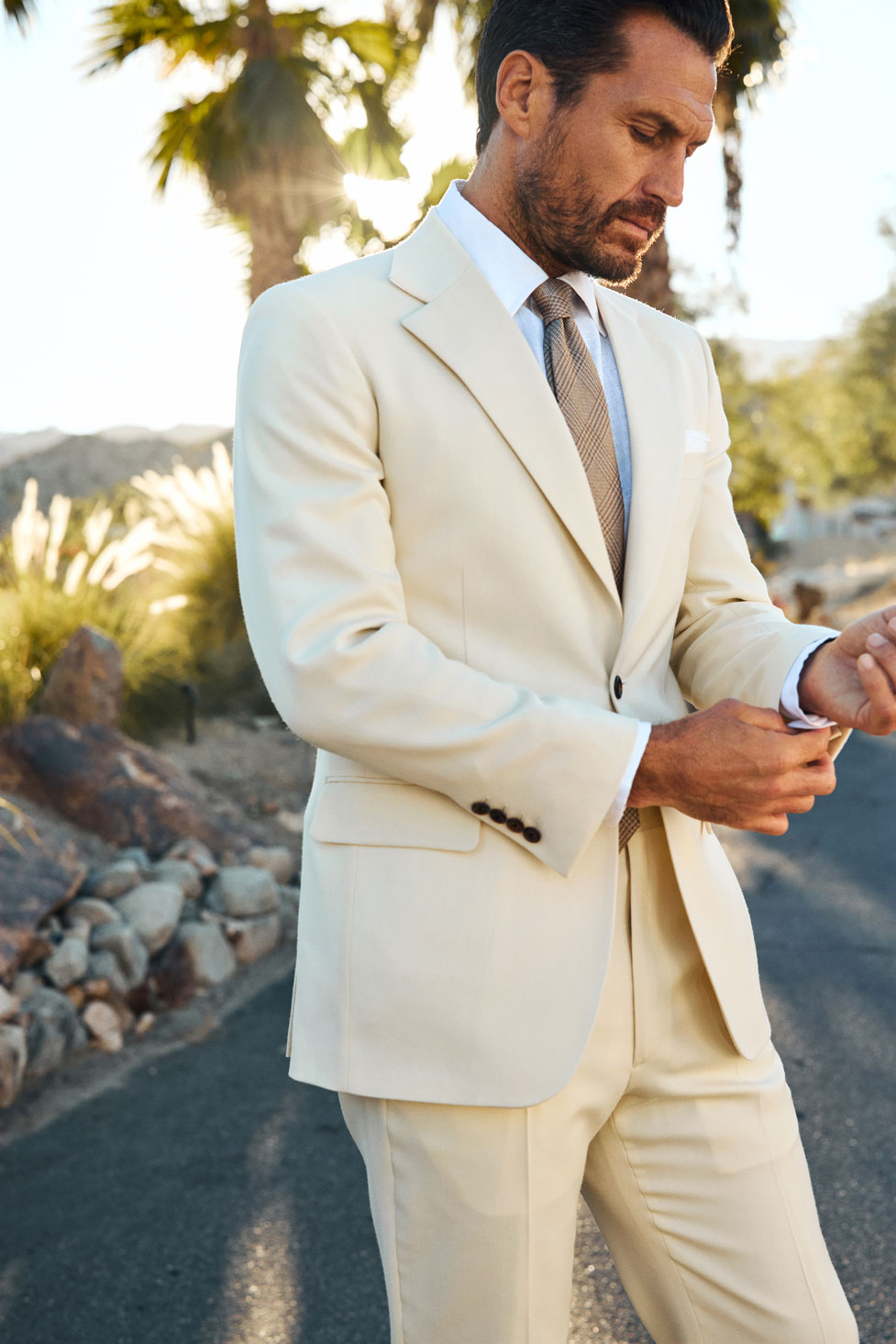 Men's 2024 Spring & Summer Collection                                                                                                                                                                                                                     , Men's Cream Suit