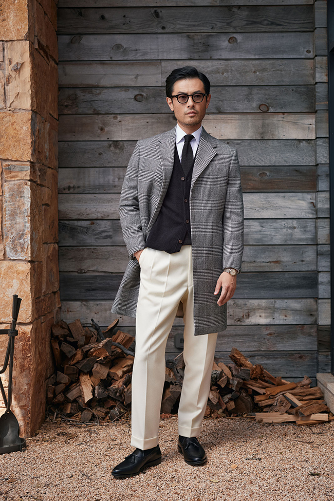 Men's Fall 2024 Look Book                                                                                                                                                                                                                                 , B&W Glen Plaid Topcoat
