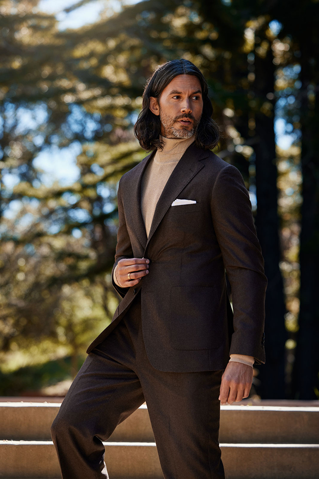 Men's Fall 2024 Look Book                                                                                                                                                                                                                                 , Brown Flannel Suit & Turtleneck