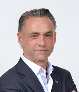 Dennis Tauzin of Tom James Company